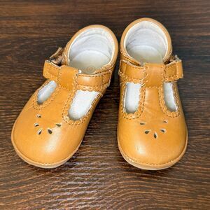 Angel Baby Girls T-Strap Scalloped Perforated Mary Jane size 3 4.9” color mustar